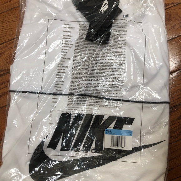 nike sport shirt - Picture 3 of 5